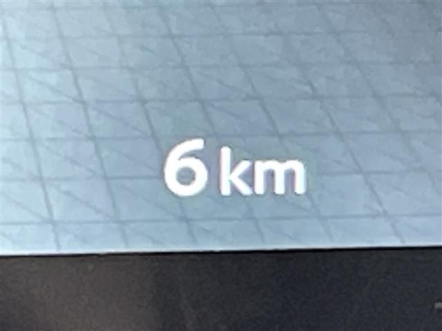 セレナ ｅ－パワー　ハイウェイスターＶ　登録済未使用車　純正１２．３型ナビ　全周囲カメラ　プロパイロット　ＥＴＣ２．０　純正前後ドラレコ　電子ミラー　ＢＳＭ　両側電動スライドドア　アダプティブＬＥＤライト　衝突被害軽減ブレーキ　禁煙（10枚目）