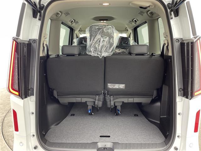 セレナ ｅ－パワー　ハイウェイスターＶ　登録済未使用車　純正１２．３型ナビ　全周囲カメラ　プロパイロット　ＥＴＣ２．０　純正前後ドラレコ　電子ミラー　ＢＳＭ　両側電動スライドドア　アダプティブＬＥＤライト　衝突被害軽減ブレーキ　禁煙（35枚目）