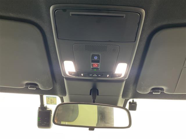 ステップワゴン ｅ：ＨＥＶスパーダ　純正９型ナビ　１５．６型フリップダウンモニター　フルセグＴＶ　ドラレコ　ビルトインＥＴＣ　パワーバックドア　ＢＳＭ　シートヒーター　電動パワースライドドア　ハーフレザー　ＡＣＣ　ＬＫＡＳ　ＬＥＤ　禁煙（7枚目）