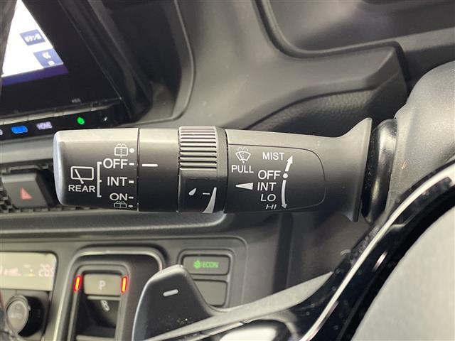 ステップワゴン ｅ：ＨＥＶスパーダ　純正９型ナビ　１５．６型フリップダウンモニター　フルセグＴＶ　ドラレコ　ビルトインＥＴＣ　パワーバックドア　ＢＳＭ　シートヒーター　電動パワースライドドア　ハーフレザー　ＡＣＣ　ＬＫＡＳ　ＬＥＤ　禁煙（26枚目）