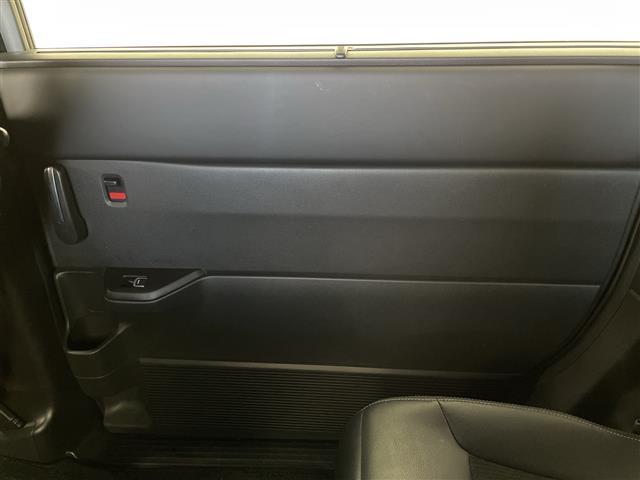 ステップワゴン ｅ：ＨＥＶスパーダ　純正９型ナビ　１５．６型フリップダウンモニター　フルセグＴＶ　ドラレコ　ビルトインＥＴＣ　パワーバックドア　ＢＳＭ　シートヒーター　電動パワースライドドア　ハーフレザー　ＡＣＣ　ＬＫＡＳ　ＬＥＤ　禁煙（33枚目）