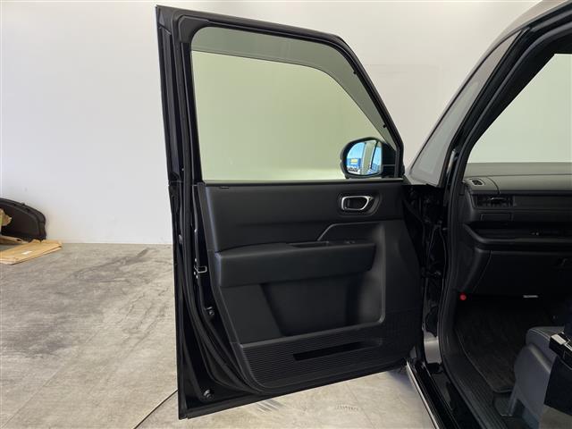 ステップワゴン ｅ：ＨＥＶスパーダ　純正９型ナビ　１５．６型フリップダウンモニター　フルセグＴＶ　ドラレコ　ビルトインＥＴＣ　パワーバックドア　ＢＳＭ　シートヒーター　電動パワースライドドア　ハーフレザー　ＡＣＣ　ＬＫＡＳ　ＬＥＤ　禁煙（38枚目）