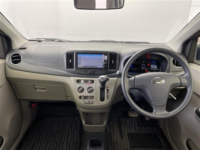 ミライース Ｘ　スマートセレクションＳＡ　純正ナビ　フルセグＴＶ　Ｂｌｕｅｔｏｏｔｈ接続　電動格納ミラー　ヘッドライトレベライザー　ＨＩＤ　純正アルミホイール　ＡＢＳ　衝突被害軽減システム　ＶＳＣ　アイドリングストップ　エアコン　リモコンキー（2枚目）