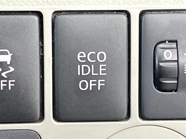 ミライース Ｘ　スマートセレクションＳＡ　純正ナビ　フルセグＴＶ　Ｂｌｕｅｔｏｏｔｈ接続　電動格納ミラー　ヘッドライトレベライザー　ＨＩＤ　純正アルミホイール　ＡＢＳ　衝突被害軽減システム　ＶＳＣ　アイドリングストップ　エアコン　リモコンキー（6枚目）