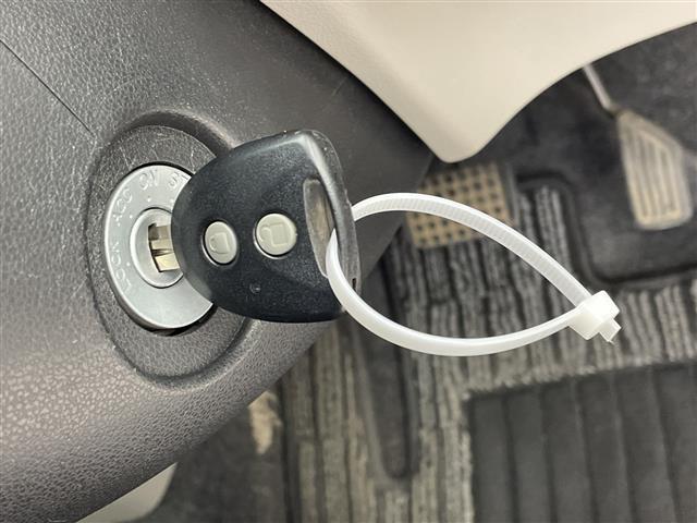 ミライース Ｘ　スマートセレクションＳＡ　純正ナビ　フルセグＴＶ　Ｂｌｕｅｔｏｏｔｈ接続　電動格納ミラー　ヘッドライトレベライザー　ＨＩＤ　純正アルミホイール　ＡＢＳ　衝突被害軽減システム　ＶＳＣ　アイドリングストップ　エアコン　リモコンキー（18枚目）