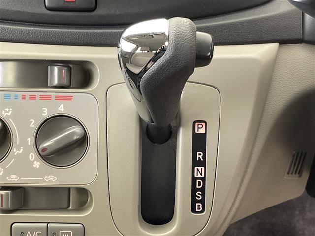 ミライース Ｘ　スマートセレクションＳＡ　純正ナビ　フルセグＴＶ　Ｂｌｕｅｔｏｏｔｈ接続　電動格納ミラー　ヘッドライトレベライザー　ＨＩＤ　純正アルミホイール　ＡＢＳ　衝突被害軽減システム　ＶＳＣ　アイドリングストップ　エアコン　リモコンキー（25枚目）