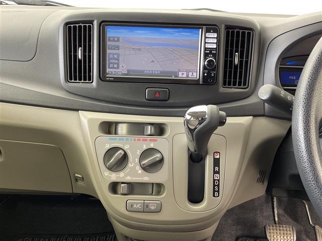 ミライース Ｘ　スマートセレクションＳＡ　純正ナビ　フルセグＴＶ　Ｂｌｕｅｔｏｏｔｈ接続　電動格納ミラー　ヘッドライトレベライザー　ＨＩＤ　純正アルミホイール　ＡＢＳ　衝突被害軽減システム　ＶＳＣ　アイドリングストップ　エアコン　リモコンキー（26枚目）