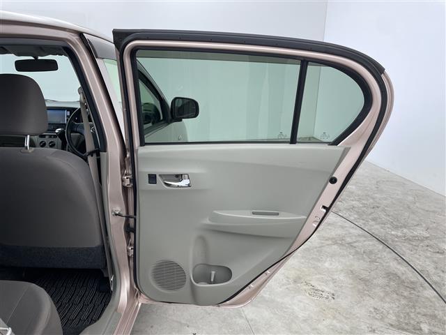 ミライース Ｘ　スマートセレクションＳＡ　純正ナビ　フルセグＴＶ　Ｂｌｕｅｔｏｏｔｈ接続　電動格納ミラー　ヘッドライトレベライザー　ＨＩＤ　純正アルミホイール　ＡＢＳ　衝突被害軽減システム　ＶＳＣ　アイドリングストップ　エアコン　リモコンキー（36枚目）