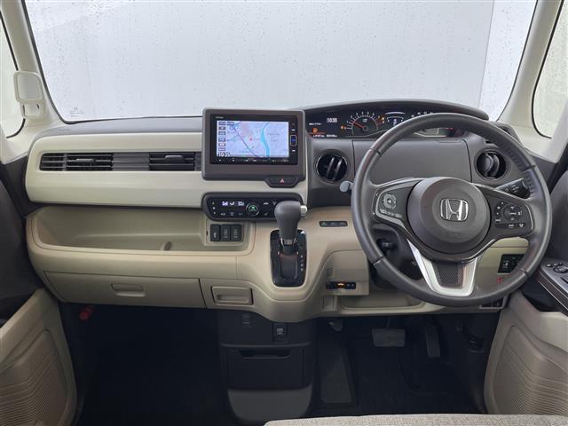 Ｎ－ＢＯＸ Ｇ・Ｌターボホンダセンシング　純正ナビ　バックカメラ　ビルトインＥＴＣ　ドラレコ　両側電動スライドドア　シートヒーター　衝突被害軽減ブレーキ　クルーズコントロール　クリアランスソナー　ＬＥＤヘッドライト　オートライト　禁煙（2枚目）