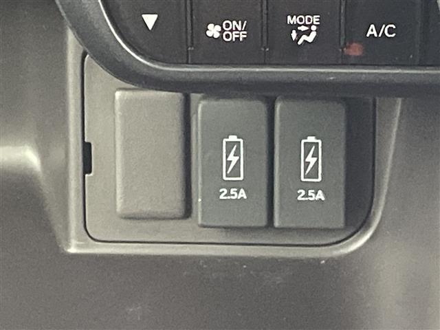 Ｎ－ＢＯＸ Ｇ・ＥＸホンダセンシング　カッパーブラウンスタイル　純正ナビ　バックカメラ　ビルトインＥＴＣ　ドライブレコーダー　衝突被害軽減システム　両側パワースライドドアア　クティブクルーズコントロ―ル　フルセグＴＶ　ＬＥＤヘッドライト　純正アルミホイ－ル　禁煙車（11枚目）