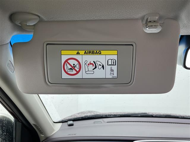 Ｎ－ＯＮＥ プレミアム　ツアラー　純正ＳＤナビ　クルーズコントロール　バックカメラ　社外ドラレコ　社外アルミホイール　ＥＴＣ　純正フロアマット　プッシュスタート　ワンセグ　オートライト　ＨＩＤヘッドライト　衝突被害軽減　禁煙車（22枚目）