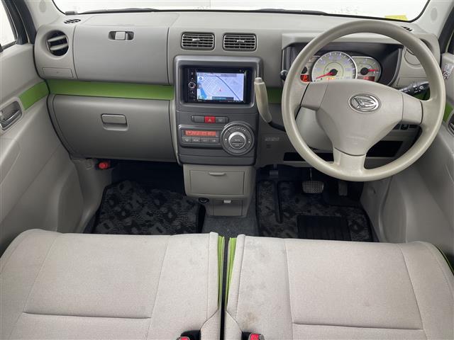 ムーヴコンテ Ｘ　ＶＳ　ナビ　ＣＤ　ＤＶＤ　ベンチシート　フロアマット　オートエアコン　スマートキー　プッシュスタート　パワーウィンドウ　ヘッドライトレベライザー　電動格納ミラー　アイドリングストップ　横滑り防止装置　禁煙車（2枚目）