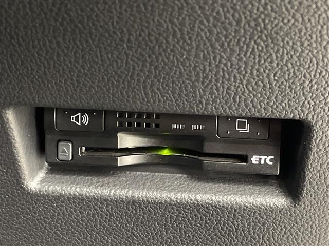 ラクティス Ｇ　純正ナビ　バックカメラ　ワンセグＴＶ　ドラレコ　オートライト　プッシュスタートボタン　スマートキー　オートエアコン　純正フロアマット　横滑り防止装置　電動格納ミラー　ヘッドライトリベライザー　禁煙車（13枚目）