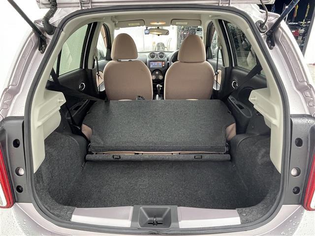 マーチ １２Ｘ　３０ｔｈハピネス　純正ナビ　前後ドライブレコーダー　プッシュスタートボタン　スマートキー　急発進防止装置　アイドリングストップ　電動格納ミラー　純正フロアマット　エアコン　取扱説明書　保証書　横滑り防止装置　禁煙車（34枚目）