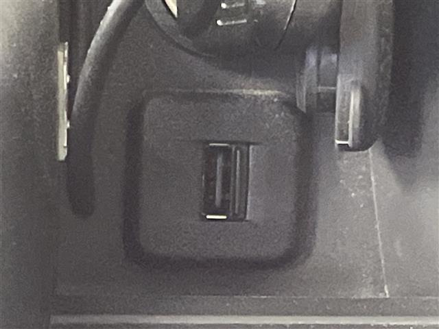 ������тm���C�P���̃K���o�[�����炱���ł��鍂������I���Q�O�Q�O�N�P���@�i���j���{�\����������������ׁi�������ÎԔ���s��̑�蔃����Ǝ҂�ΏۂƂ����u���Î����Ԕ���䐔�m���D�P�����v���j