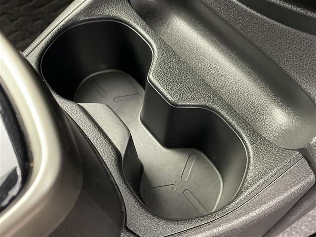 ノート ｅ－パワー　Ｘ　純正ナビ　フルセグＴＶ　電子ミラー　全方位カメラ　ＥＴＣ　衝突被害軽減システム　ステアリングスイッチ　スマートキー　スペアキー　プッシュスタート　オートライト　ＬＥＤライト　電格ミラー　禁煙車（28枚目）