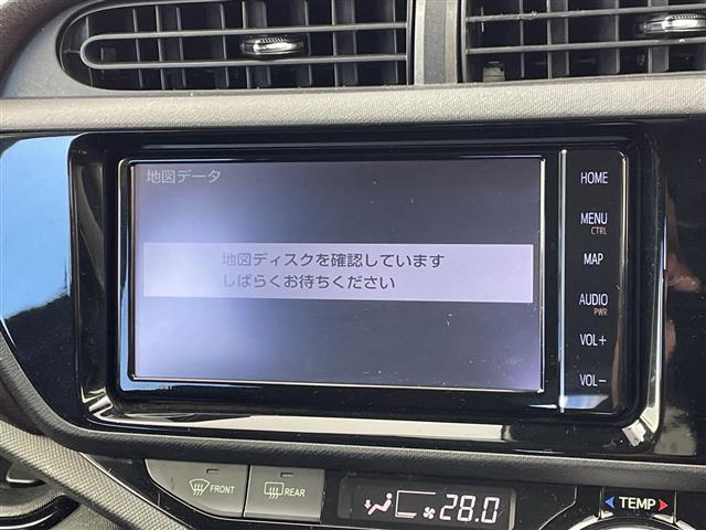 アクア G 純正ナビ フルセグTV バックカメラ ETC クルーズコントロール クリアランスソナー 衝突被害軽減システム レーンアシスト スマートキー プッシュスタート オートエアコン パワーウィンドウ 禁煙車(3枚目)