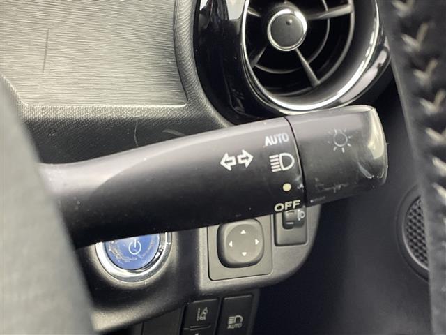 アクア G 純正ナビ フルセグTV バックカメラ ETC クルーズコントロール クリアランスソナー 衝突被害軽減システム レーンアシスト スマートキー プッシュスタート オートエアコン パワーウィンドウ 禁煙車(29枚目)