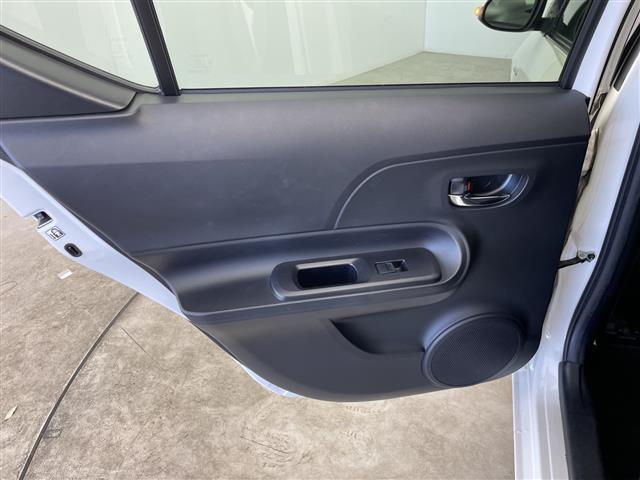 アクア G 純正ナビ フルセグTV バックカメラ ETC クルーズコントロール クリアランスソナー 衝突被害軽減システム レーンアシスト スマートキー プッシュスタート オートエアコン パワーウィンドウ 禁煙車(40枚目)