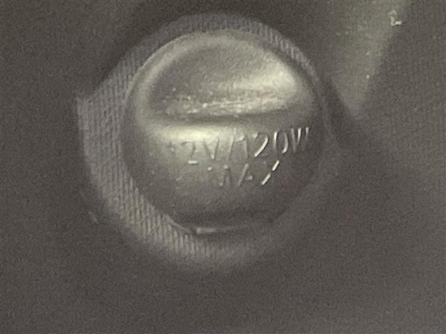 アクア Ｓ　純正ナビ　バックカメラ　ワンセグＴＶ　Ｂｌｕｅｔｏｏｔｈ接続　プッシュスタートボタン　スマートキー　ＬＥＤヘッドライト　オートライト　純正アルミホイール　ステアリングリモコン　純正フロアマット　禁煙車（27枚目）