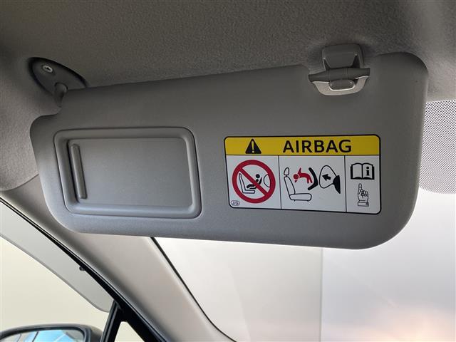 アクア Ｓ　純正ナビ　バックカメラ　ワンセグＴＶ　Ｂｌｕｅｔｏｏｔｈ接続　プッシュスタートボタン　スマートキー　ＬＥＤヘッドライト　オートライト　純正アルミホイール　ステアリングリモコン　純正フロアマット　禁煙車（28枚目）