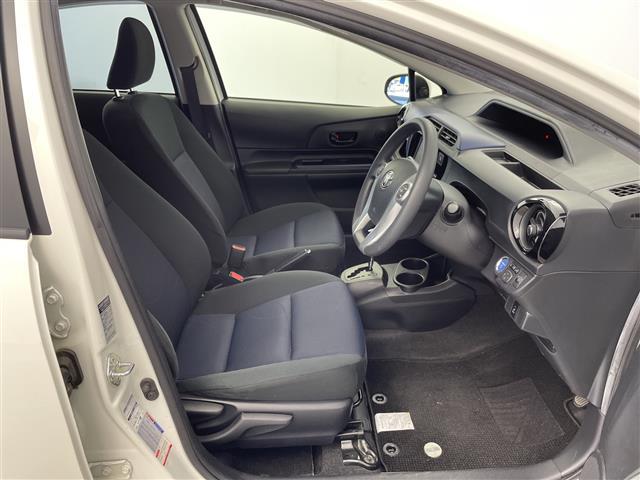 アクア Ｓ　純正ナビ　バックカメラ　ワンセグＴＶ　Ｂｌｕｅｔｏｏｔｈ接続　プッシュスタートボタン　スマートキー　ＬＥＤヘッドライト　オートライト　純正アルミホイール　ステアリングリモコン　純正フロアマット　禁煙車（35枚目）