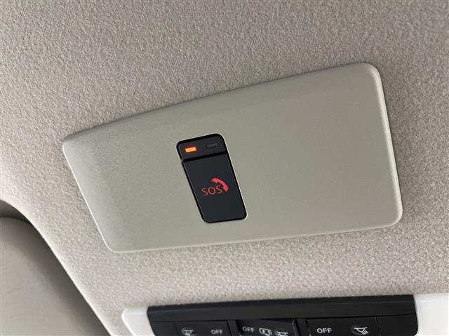 オーラ Ｇ　レザーエディション　純正９型ナビ　全方位カメラ　電子ミラー　ＢＯＳＥサウンド　プロパイロット　ドラレコ　ビルトインＥＴＣ２．０　シートヒーター　ステアリングヒーター　衝突被害軽減システム　レーンアシスト　禁煙車（16枚目）