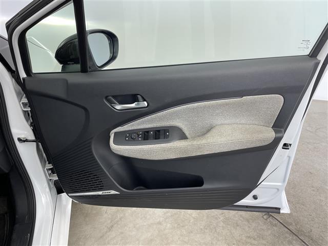 オーラ Ｇ　レザーエディション　純正９型ナビ　全方位カメラ　電子ミラー　ＢＯＳＥサウンド　プロパイロット　ドラレコ　ビルトインＥＴＣ２．０　シートヒーター　ステアリングヒーター　衝突被害軽減システム　レーンアシスト　禁煙車（39枚目）