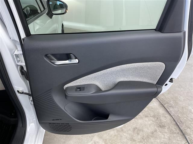 オーラ Ｇ　レザーエディション　純正９型ナビ　全方位カメラ　電子ミラー　ＢＯＳＥサウンド　プロパイロット　ドラレコ　ビルトインＥＴＣ２．０　シートヒーター　ステアリングヒーター　衝突被害軽減システム　レーンアシスト　禁煙車（41枚目）