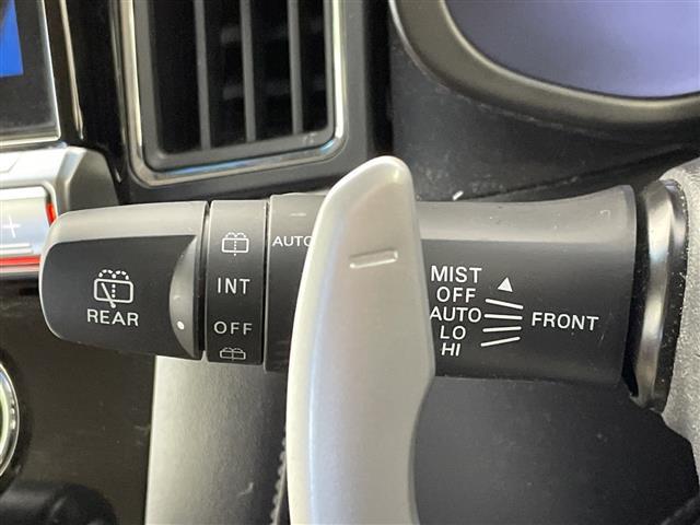 デリカＤ：５ Ｐ　純正１０．１型後席モニター　アルパインデリカＤ５専用１１型ナビ　全周囲カメラ　ＥＴＣ　ＢＳＭ　電動リアゲート　両側電動スライドドア　シートヒーター　ＬＥＤ　衝突被害軽減ブレーキ　レーンアシスト　禁煙車（26枚目）