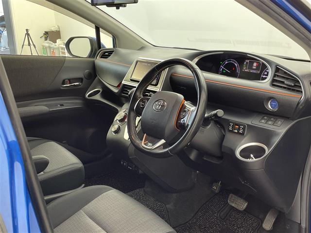 シエンタ ハイブリッド　ファンベースＧ　純正ナビ　全周囲カメラ　フルセグＴＶ　ビルトインＥＴＣ　ドラレコ　電子ミラー　両側電動スライドドア　ＨＩＤヘッドライト　オートハイビーム　衝突被害軽減システム　ステアリングスイッチ　スマートキー　禁煙（30枚目）