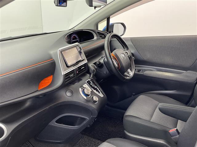 シエンタ ハイブリッド　ファンベースＧ　純正ナビ　全周囲カメラ　フルセグＴＶ　ビルトインＥＴＣ　ドラレコ　電子ミラー　両側電動スライドドア　ＨＩＤヘッドライト　オートハイビーム　衝突被害軽減システム　ステアリングスイッチ　スマートキー　禁煙（37枚目）