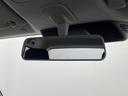 L リアコーナーセンサー アイドリングストップ 横滑り防止 車線逸脱警報 電動格納ミラー 純正フロアマット 社外CDデッキ Bluetooth USB 保証書 取説 スペアキーx1 ヘッドライトレベライザ(21枚目)