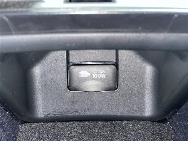 クラウンハイブリッド ＲＳアドバンス　純正メーカーナビ　フルセグＴＶ　全周囲カメラ　ＴｏｙｏｔａＳａｆｅｔｙＳｅｎｓｅ　デジタルインナーミラー　オートブレーキホールド　前席パワーシート　前席シートヒーター　社外ドライブレコーダー（19枚目）