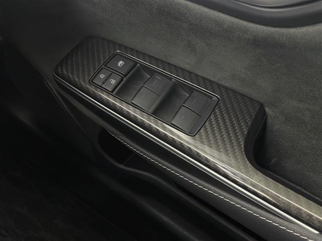 クラウンハイブリッド ＲＳアドバンス　純正メーカーナビ　フルセグＴＶ　全周囲カメラ　ＴｏｙｏｔａＳａｆｅｔｙＳｅｎｓｅ　デジタルインナーミラー　オートブレーキホールド　前席パワーシート　前席シートヒーター　社外ドライブレコーダー（21枚目）