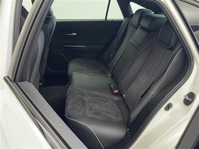 クラウンハイブリッド ＲＳアドバンス　純正メーカーナビ　フルセグＴＶ　全周囲カメラ　ＴｏｙｏｔａＳａｆｅｔｙＳｅｎｓｅ　デジタルインナーミラー　オートブレーキホールド　前席パワーシート　前席シートヒーター　社外ドライブレコーダー（28枚目）