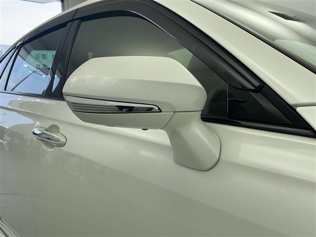 クラウンハイブリッド ＲＳアドバンス　純正メーカーナビ　フルセグＴＶ　全周囲カメラ　ＴｏｙｏｔａＳａｆｅｔｙＳｅｎｓｅ　デジタルインナーミラー　オートブレーキホールド　前席パワーシート　前席シートヒーター　社外ドライブレコーダー（32枚目）