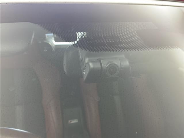 Ｓ６６０ モデューロＸ　バージョンＺ　禁煙車　６ＭＴ　特別仕様車専用装備　衝突軽減　ＲＡＹＳ１６インチアルミ　スポーツレザーシート　純正ディスプレイオーディオ　ｃａｒｒｏｚｚｅｒｉａツイーター　バックカメラ　ＥＴＣ　ドライブレコーダー（7枚目）