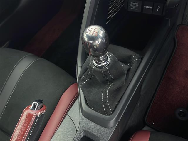 Ｓ６６０ モデューロＸ　バージョンＺ　禁煙車　６ＭＴ　特別仕様車専用装備　衝突軽減　ＲＡＹＳ１６インチアルミ　スポーツレザーシート　純正ディスプレイオーディオ　ｃａｒｒｏｚｚｅｒｉａツイーター　バックカメラ　ＥＴＣ　ドライブレコーダー（16枚目）