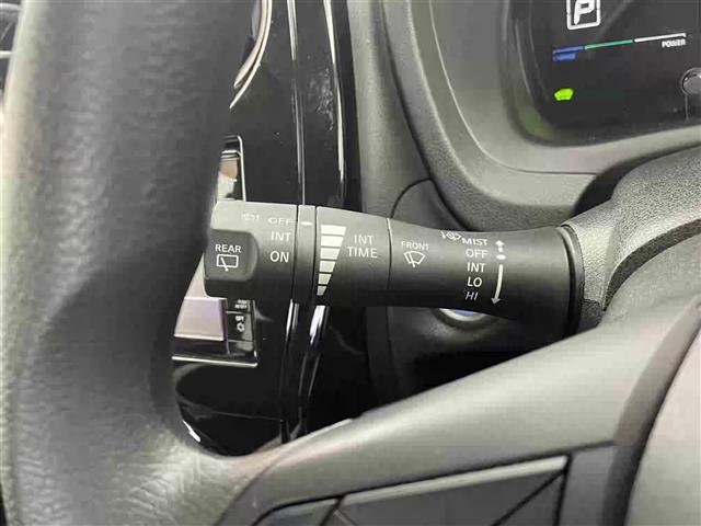 ノート ｅ－パワー　Ｘ　禁煙車　純正ＳＤナビ　アラウンドビューモニター　Ｂｌｕｅｔｏｏｔｈ　フルセグＴＶ　ＣＤ　ＤＶＤ　ＡＵＸ　ＡＭ　ＦＭ　エマージェンシー　ブレーキ　クルーズコントロール　デジタルインナーミラー（5枚目）