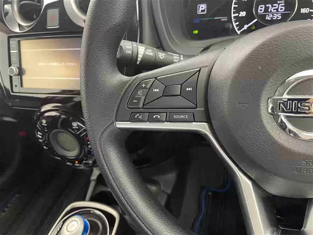 ノート ｅ－パワー　Ｘ　禁煙車　純正ＳＤナビ　アラウンドビューモニター　Ｂｌｕｅｔｏｏｔｈ　フルセグＴＶ　ＣＤ　ＤＶＤ　ＡＵＸ　ＡＭ　ＦＭ　エマージェンシー　ブレーキ　クルーズコントロール　デジタルインナーミラー（6枚目）