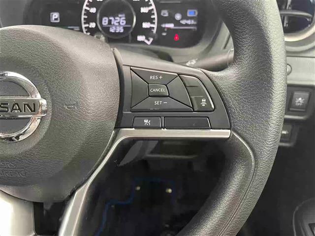 ノート ｅ－パワー　Ｘ　禁煙車　純正ＳＤナビ　アラウンドビューモニター　Ｂｌｕｅｔｏｏｔｈ　フルセグＴＶ　ＣＤ　ＤＶＤ　ＡＵＸ　ＡＭ　ＦＭ　エマージェンシー　ブレーキ　クルーズコントロール　デジタルインナーミラー（9枚目）