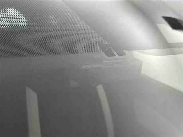 ノート ｅ－パワー　Ｘ　禁煙車　純正ＳＤナビ　アラウンドビューモニター　Ｂｌｕｅｔｏｏｔｈ　フルセグＴＶ　ＣＤ　ＤＶＤ　ＡＵＸ　ＡＭ　ＦＭ　エマージェンシー　ブレーキ　クルーズコントロール　デジタルインナーミラー（19枚目）