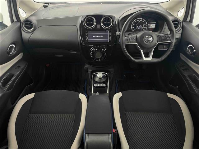 ノート ｅ－パワー　Ｘ　禁煙車　純正ＳＤナビ　アラウンドビューモニター　Ｂｌｕｅｔｏｏｔｈ　フルセグＴＶ　ＣＤ　ＤＶＤ　ＡＵＸ　ＡＭ　ＦＭ　エマージェンシー　ブレーキ　クルーズコントロール　デジタルインナーミラー（42枚目）