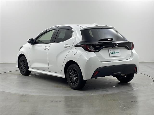 ヤリス X 純正ディスプレイオーディオ フルセグTV BT Miracast AM FM 全方位カメラ ステアリングスイッチ オートライト スペアキー ETC プッシュスタート(34枚目)