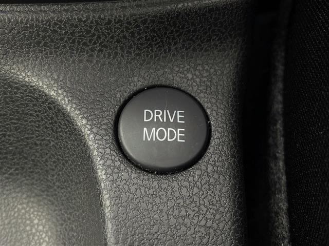 ノート e-パワー X 禁煙車 純正ナビ 社外ドラレコ 衝突軽減ブレーキ LEDヘッドライト オートエアコン オートライト フォグライト インテリジェントルームミラー 電動格納ミラー サイドバイザー 社外フロアマット ETC(11枚目)