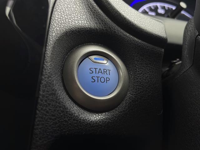 ノート e-パワー X 禁煙車 純正ナビ 社外ドラレコ 衝突軽減ブレーキ LEDヘッドライト オートエアコン オートライト フォグライト インテリジェントルームミラー 電動格納ミラー サイドバイザー 社外フロアマット ETC(12枚目)