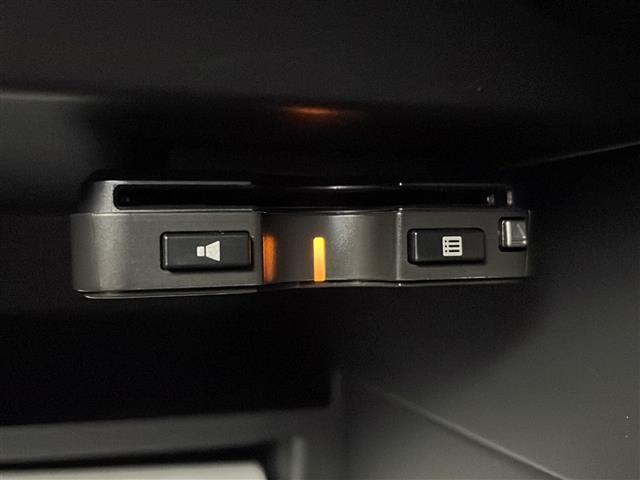 ノート e-パワー X 禁煙車 純正ナビ 社外ドラレコ 衝突軽減ブレーキ LEDヘッドライト オートエアコン オートライト フォグライト インテリジェントルームミラー 電動格納ミラー サイドバイザー 社外フロアマット ETC(14枚目)