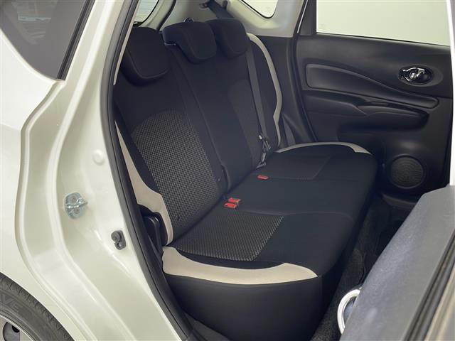 ノート e-パワー X 禁煙車 純正ナビ 社外ドラレコ 衝突軽減ブレーキ LEDヘッドライト オートエアコン オートライト フォグライト インテリジェントルームミラー 電動格納ミラー サイドバイザー 社外フロアマット ETC(27枚目)