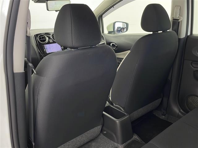 ノート e-パワー X 禁煙車 純正ナビ 社外ドラレコ 衝突軽減ブレーキ LEDヘッドライト オートエアコン オートライト フォグライト インテリジェントルームミラー 電動格納ミラー サイドバイザー 社外フロアマット ETC(31枚目)